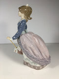 Adorable Lladro Porcelain Figurine "Evita" Girl with Parasol #5212