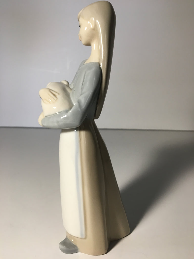 Retired Lladro Figurine Girl With Pig 1011 G/M Restored Piece
