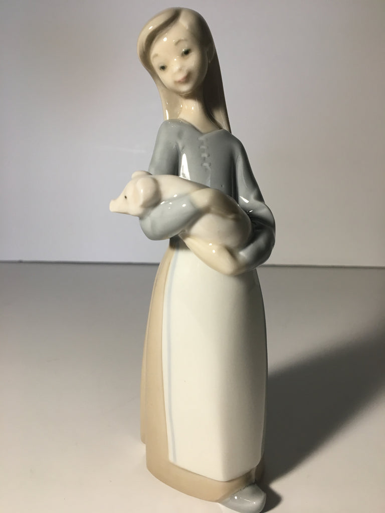 Lladro Daisa Girl with Piglet Porcelain Figurine # 1011