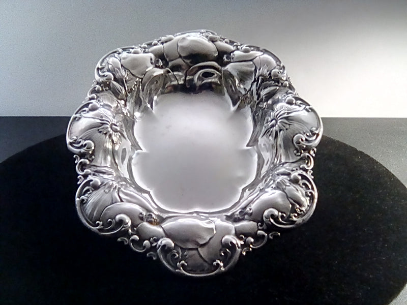 Gorham Sterling Pierced & high quality Reticulated Nut/Candy Dish Pattern 106